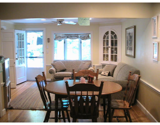 125 Elmwood Road Wellesley, MA 02481 - Photo 5 of 17
