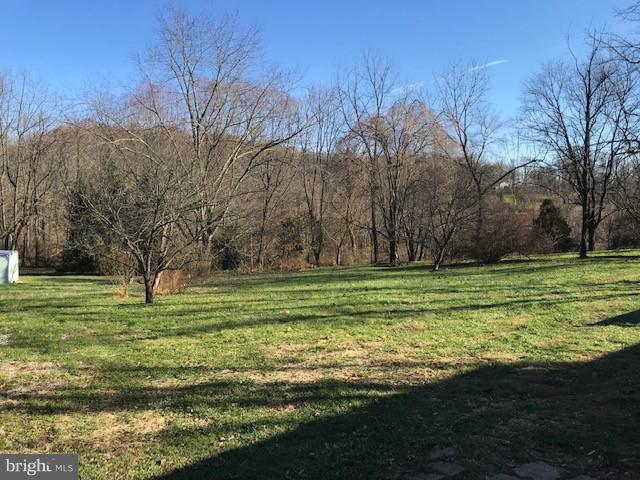 2016 Channel Road Pylesville, MD 21132 - Photo 1 of 6 Lower yard