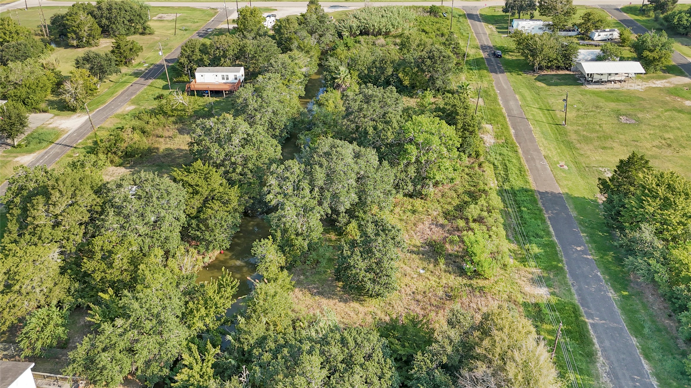 612 Hall Street Anahuac, TX 77514 - Photo 9 of 10 a view of a city