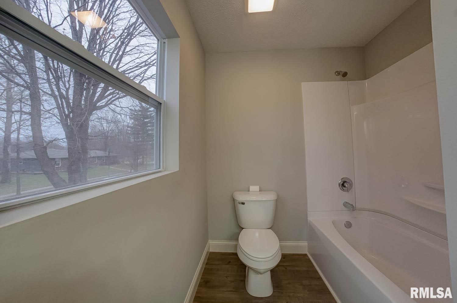 4005 South Milan Road Springfield, IL 62703 - Photo 11 of 50