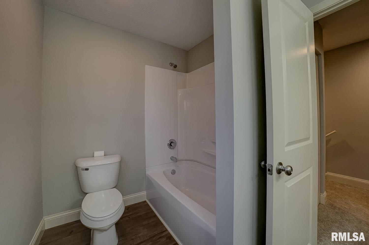 4005 South Milan Road Springfield, IL 62703 - Photo 12 of 50