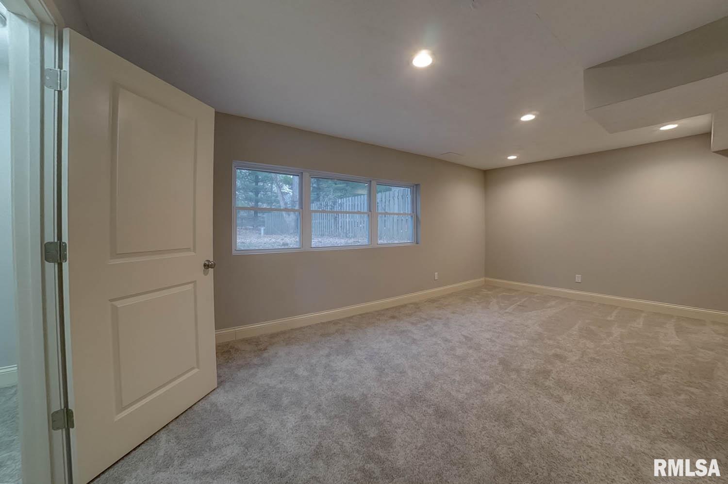 4005 South Milan Road Springfield, IL 62703 - Photo 34 of 50