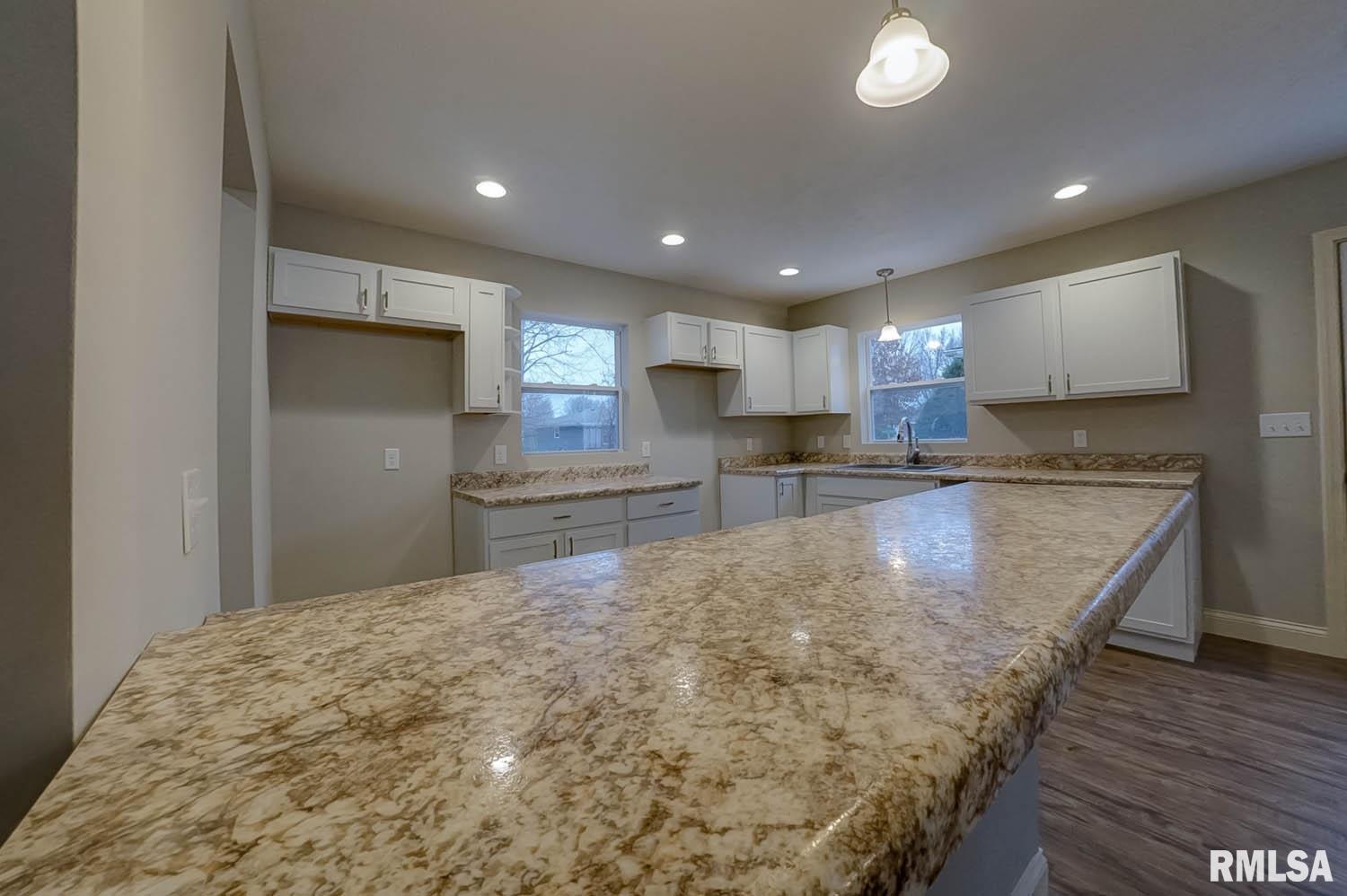 4005 South Milan Road Springfield, IL 62703 - Photo 38 of 50