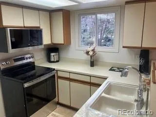 $2,350 | 370 South Ste Street, Unit 370 A6, Denver, CO 80209