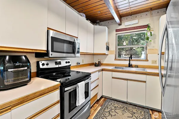 $849,995 | 46020 Southeast 174th Street, North Bend, WA 98045