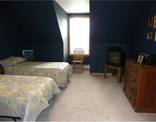 43 Simpsons Beach Road Auburn, ME 04210 - Photo 19 of 29 Bedroom.