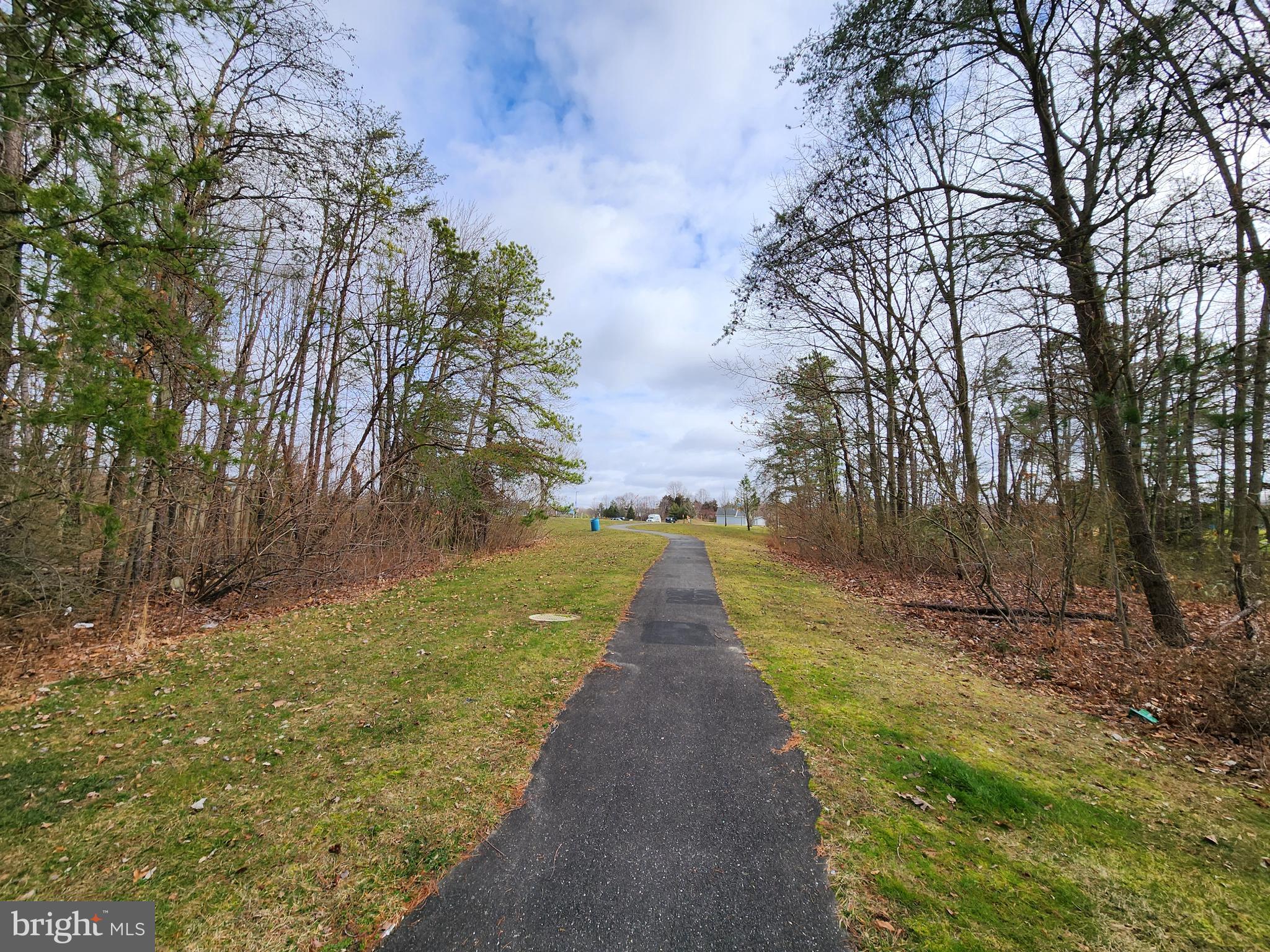 11 Thistleton Road Sicklerville, NJ 08081 - Photo 33 of 37 Gallery Image 33