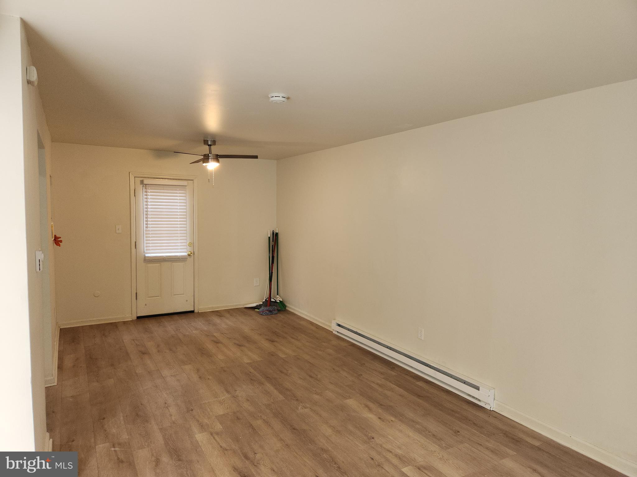 11 Thistleton Road Sicklerville, NJ 08081 - Photo 8 of 37 Gallery Image 8