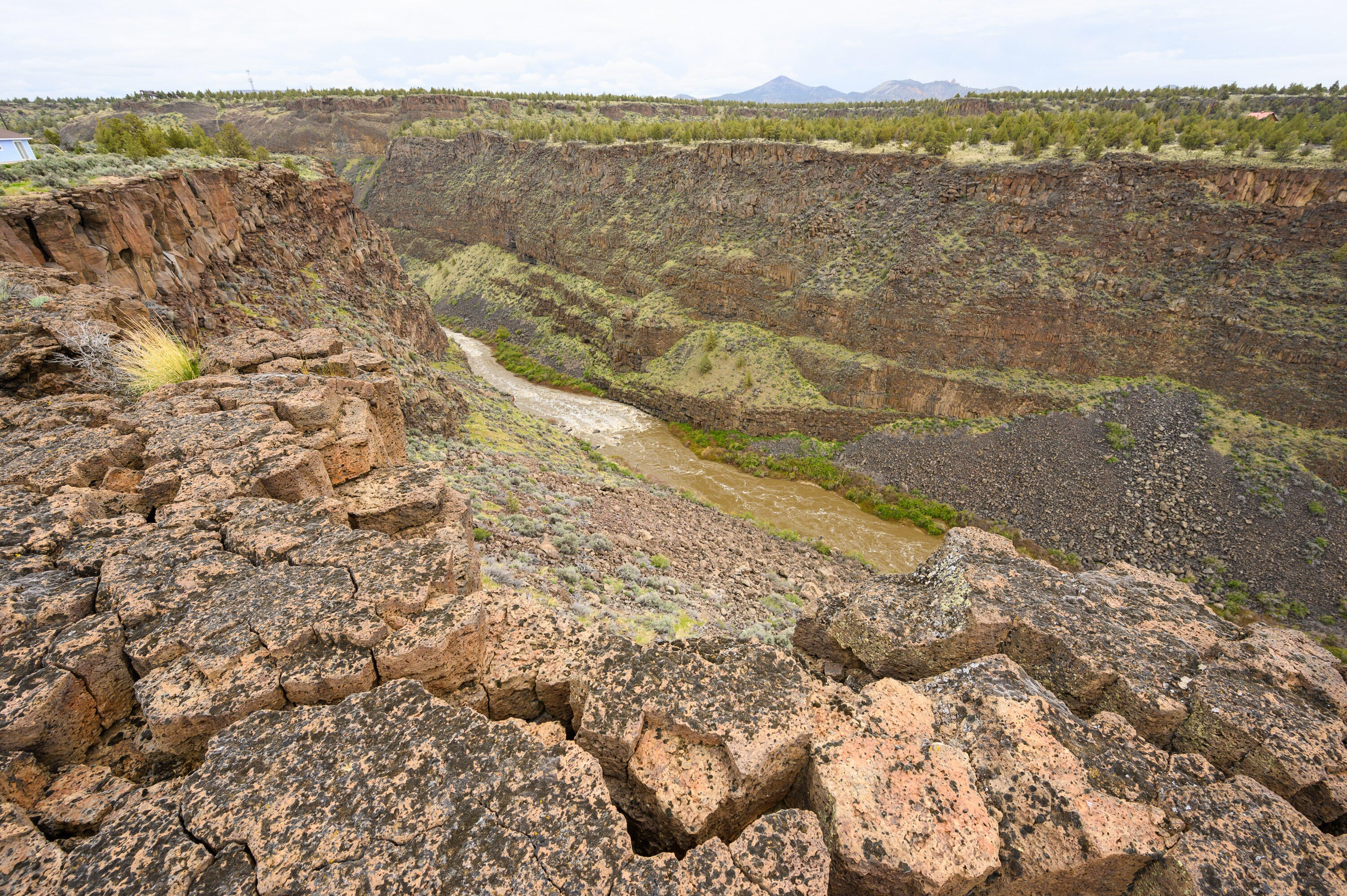 5005 Southwest Trout Road Terrebonne, OR 97760 - Photo 10 of 50 TPark_1428_050123