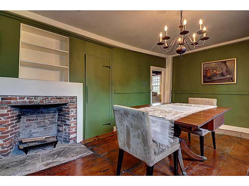 125 Howland Road East Greenwich, RI 02818 - Photo 6 of 25 Dining Room.