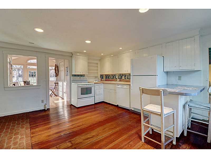 125 Howland Road East Greenwich, RI 02818 - Photo 8 of 25 Kitchen.