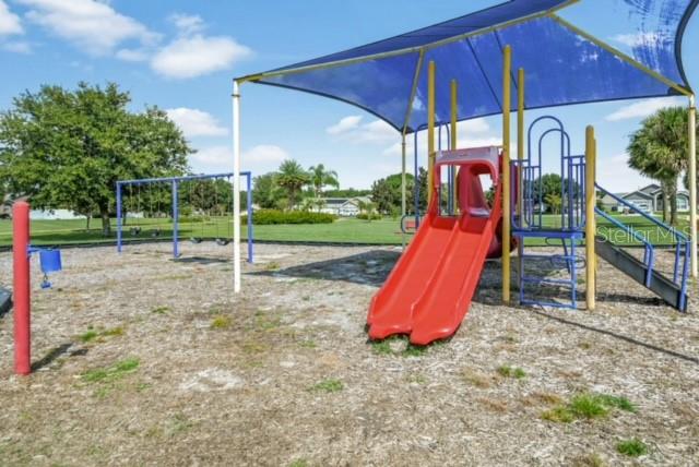 2550 Oneida Loop Kissimmee, FL 34747 - Photo 40 of 44 Gallery Image 40