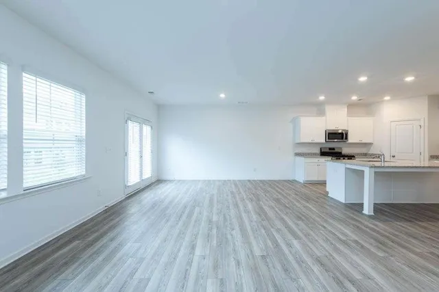 $2,600 | 1926 Frisco Way, Suwanee, GA 30024