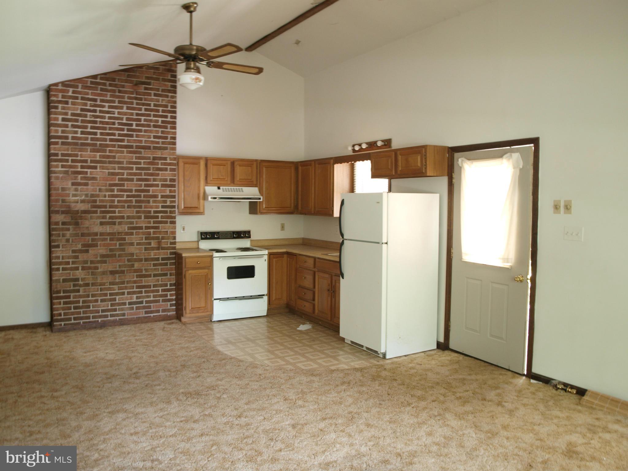 5275 Mackall Road St. Leonard, MD 20685 - Photo 24 of 29 Apartment Living area