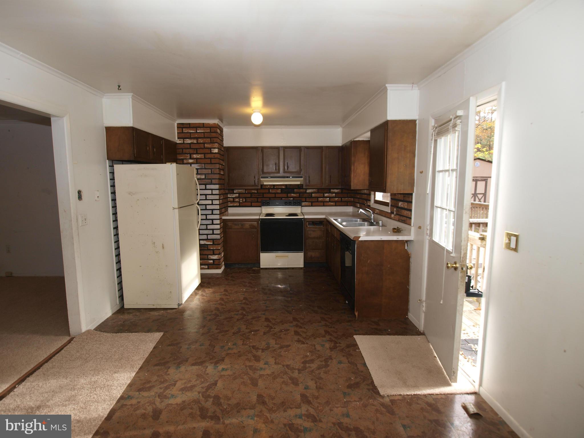 5275 Mackall Road St. Leonard, MD 20685 - Photo 9 of 29 Kitchen