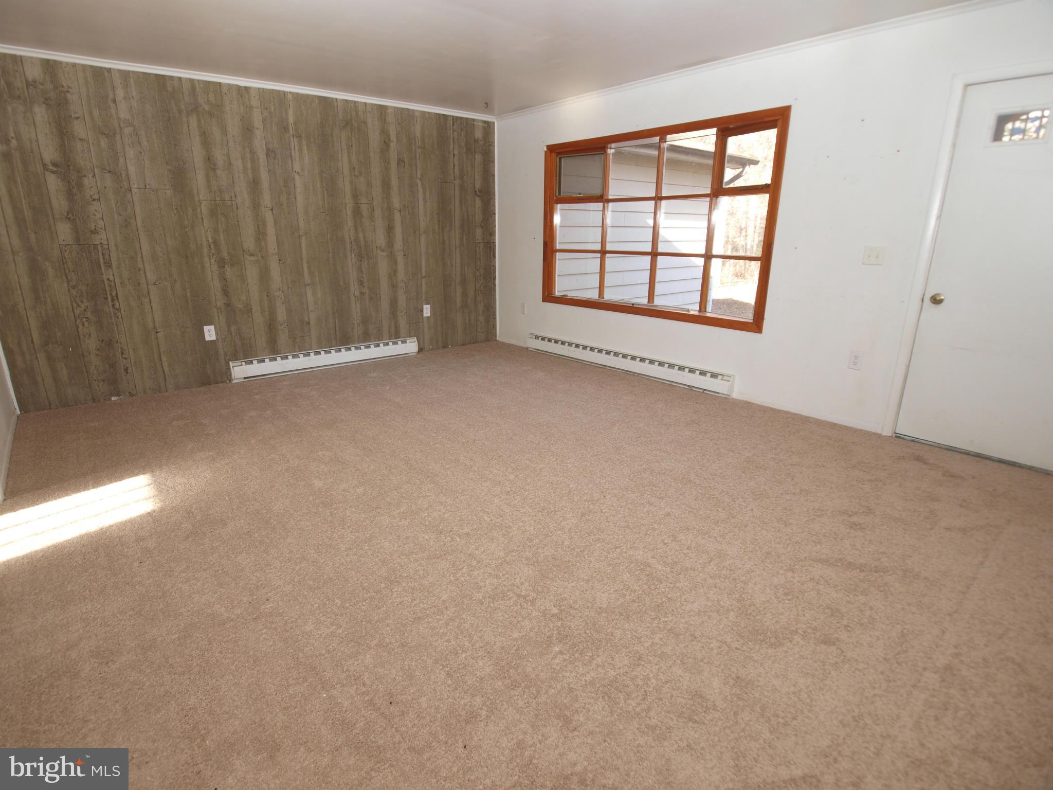 5275 Mackall Road St. Leonard, MD 20685 - Photo 10 of 29 Main Living Room