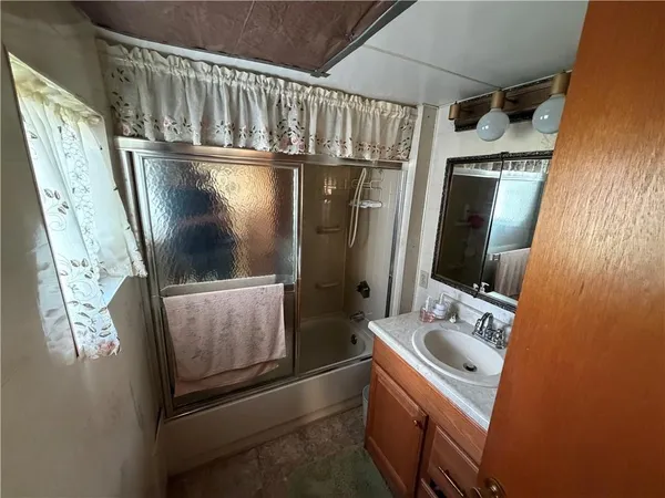 a view of a storage & utility room