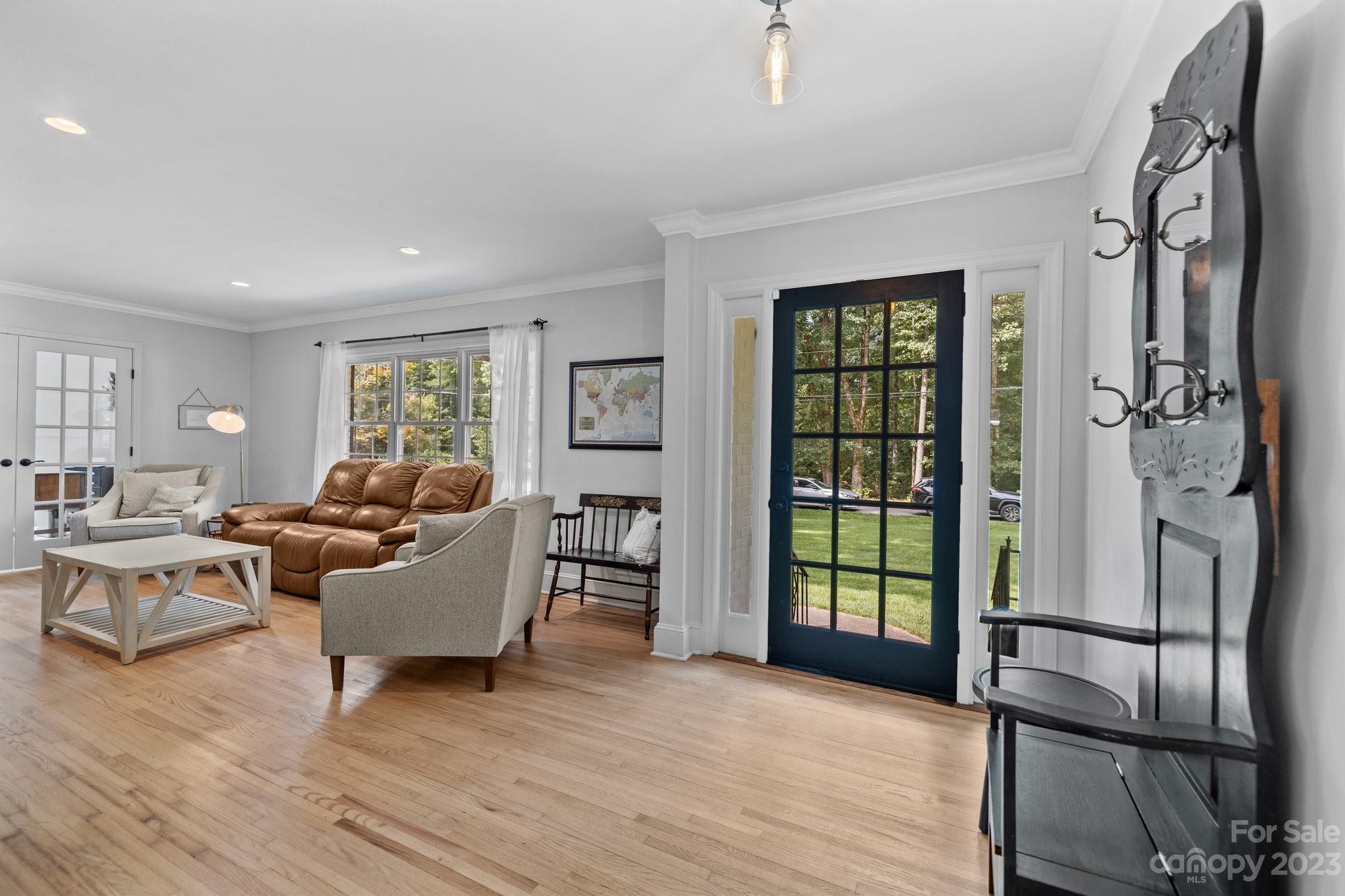 341 Bubbling Well Road Matthews, NC 28105 - Photo 3 of 46 Gallery Image 3