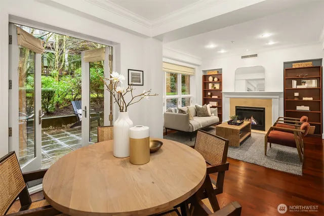 $1,045,000 | 726 Boylston Avenue East, Unit 5, Seattle, WA 98102