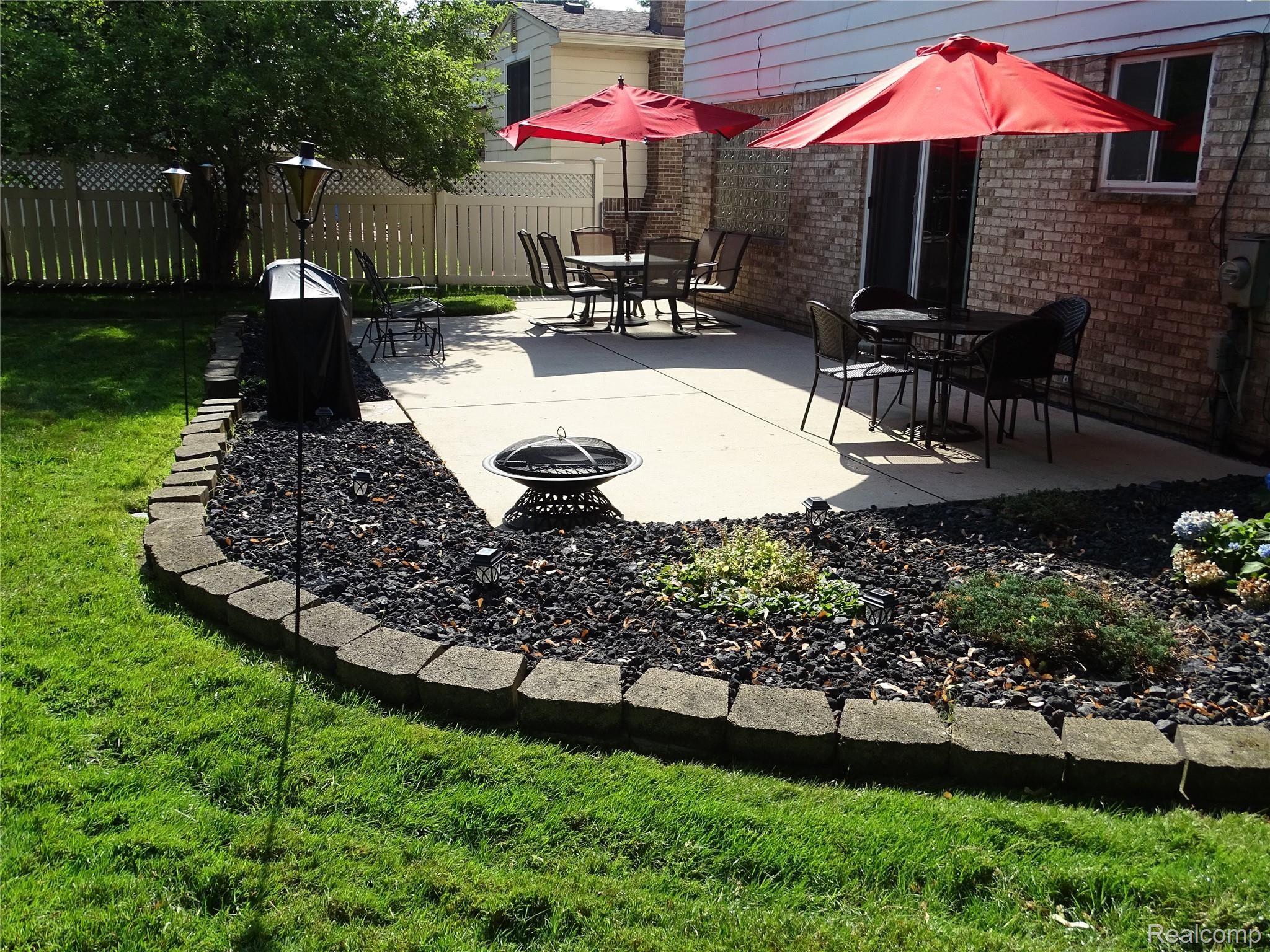 5846 Wedgewood Road Canton, MI 48187 - Photo 22 of 23 014.JPG