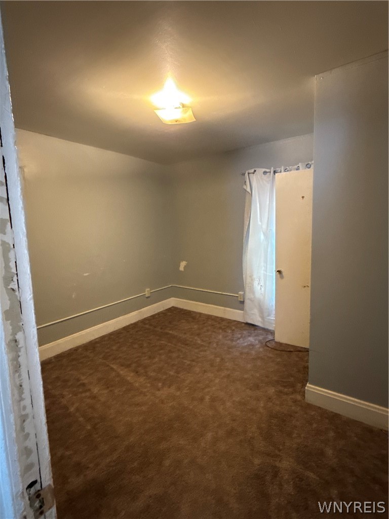 615 Chestnut Avenue Niagara Falls, NY 14305 - Photo 14 of 18