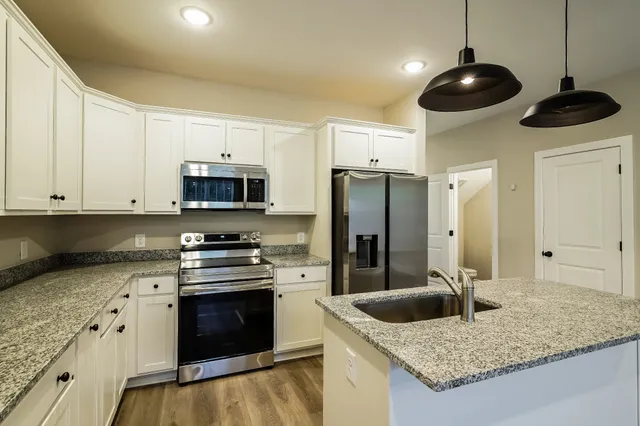 $2,040 | 158 Noble Pk Circle, Gallatin, TN 37066