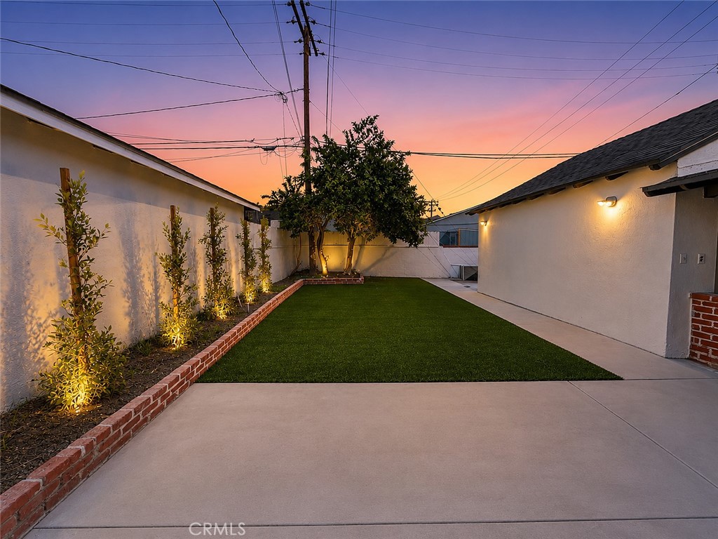 10740 Shellyfield Road Downey, CA 90241 - Photo 16 of 16 Gallery Image 16
