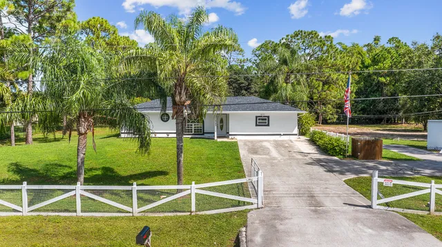 $615,999 | 18389 41st Road North, The Acreage, FL 33470