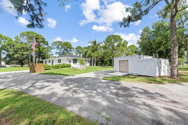 $615,999 | 18389 41st Road North, The Acreage, FL 33470