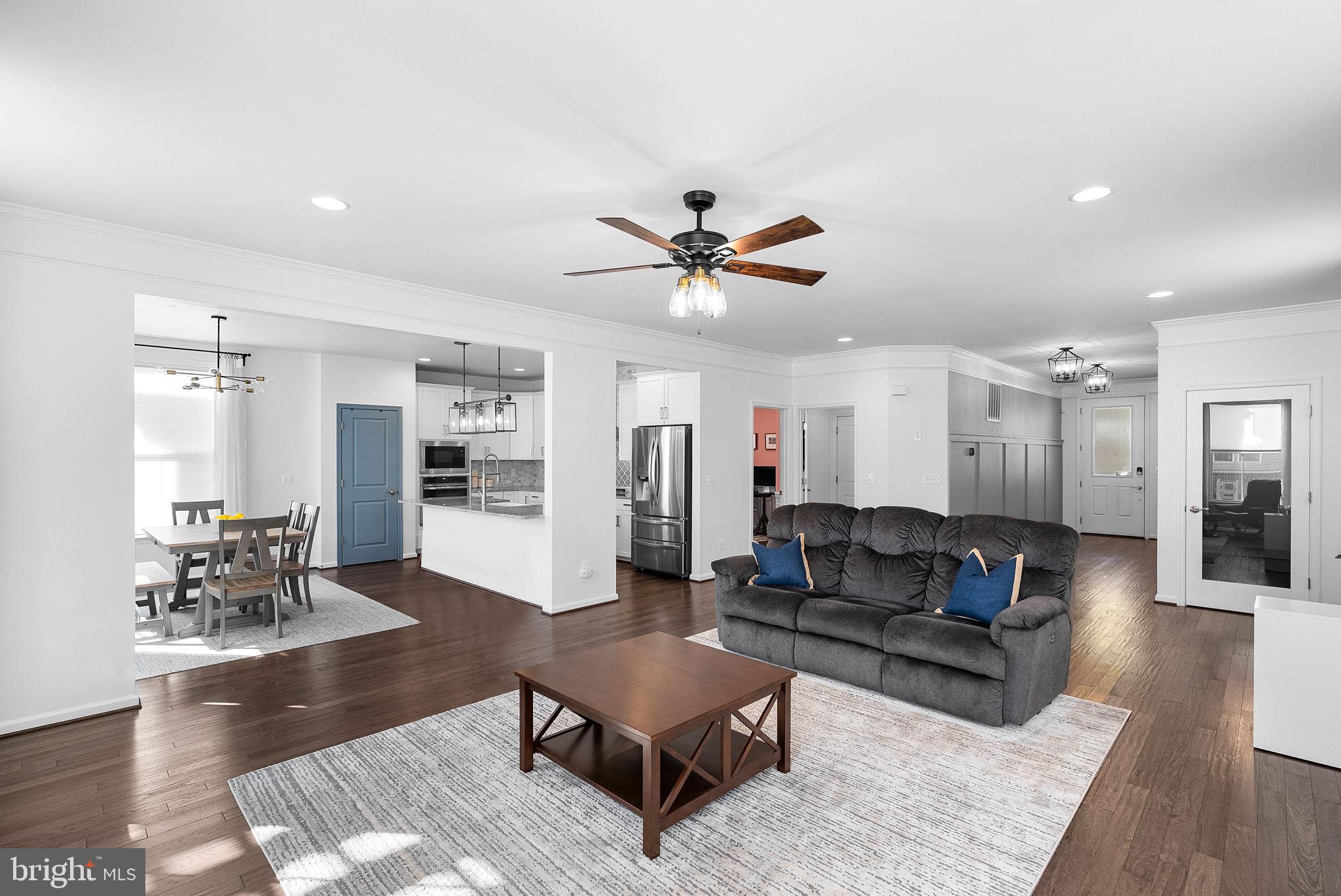 22820 Bubbling Brook Drive Brambleton, VA 20148 - Photo 8 of 60