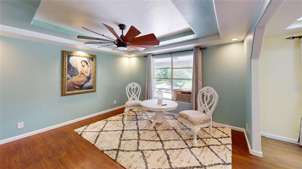 202 River Oaks Road Early, TX 76802 - Photo 4 of 37 a living room with furniture