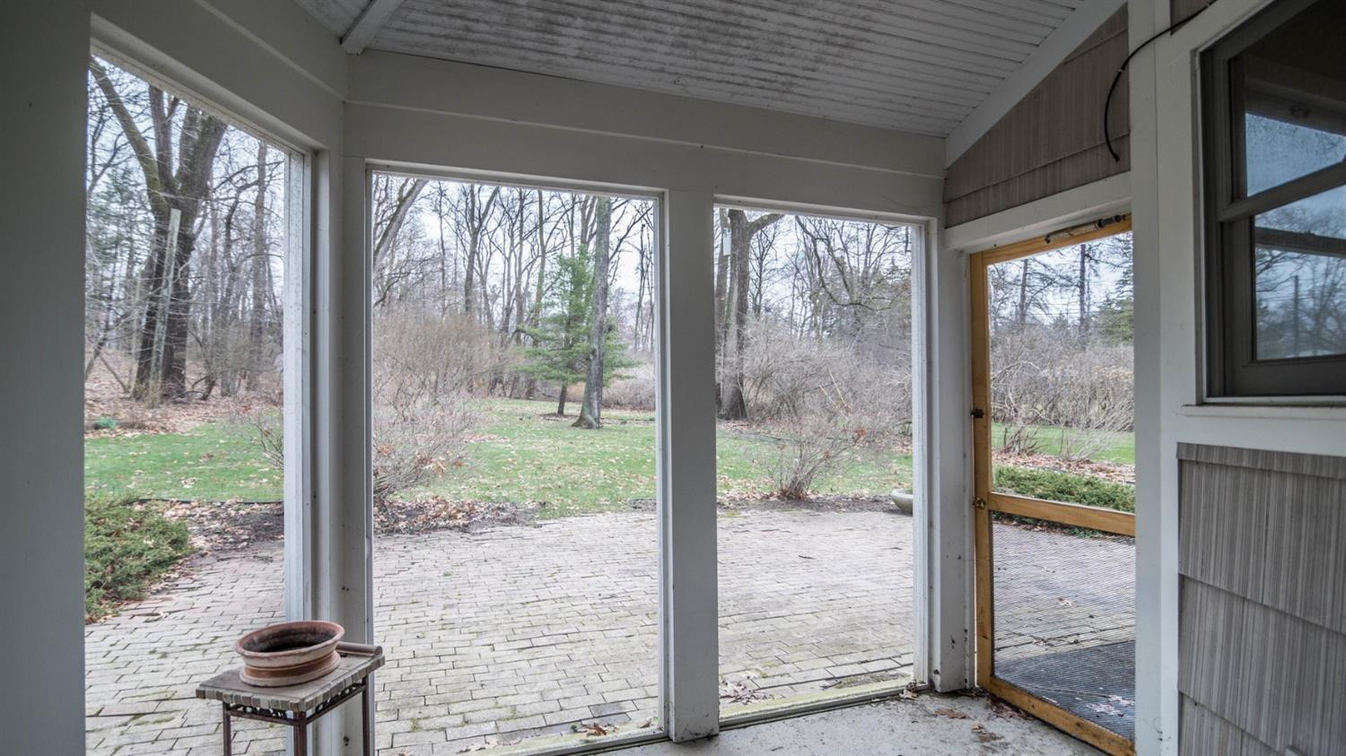 2527 Devonshire Road Ann Arbor, MI 48104 - Photo 43 of 50 Photo 43