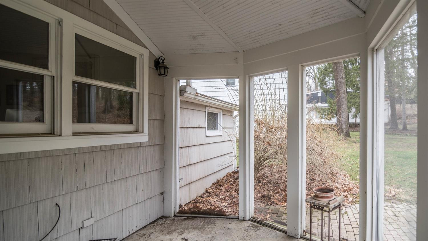 2527 Devonshire Road Ann Arbor, MI 48104 - Photo 44 of 50 Photo 44