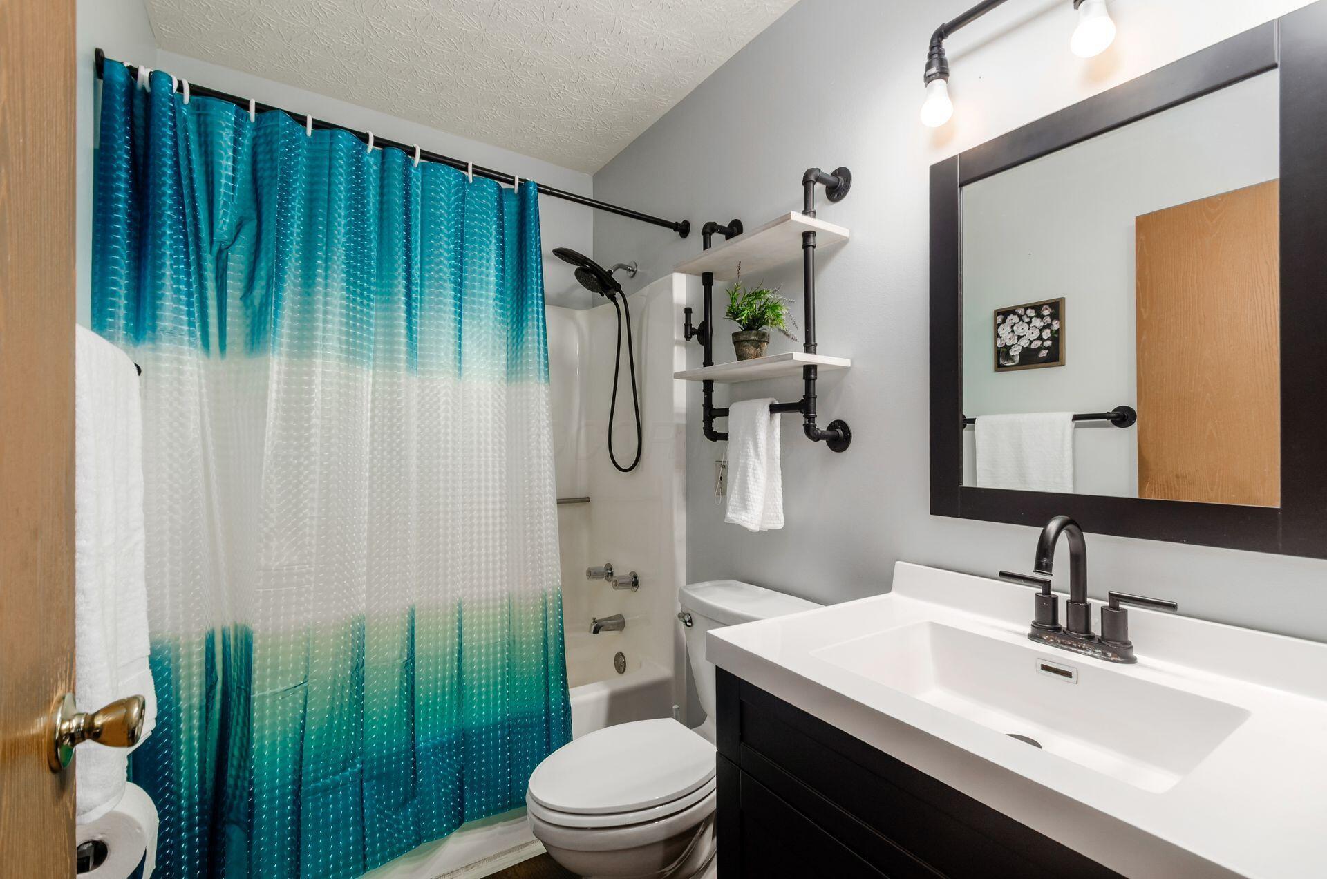 3941 Karl Road, Unit 321 Columbus, OH 43224 - Photo 14 of 26 Updated bathroom fixtures