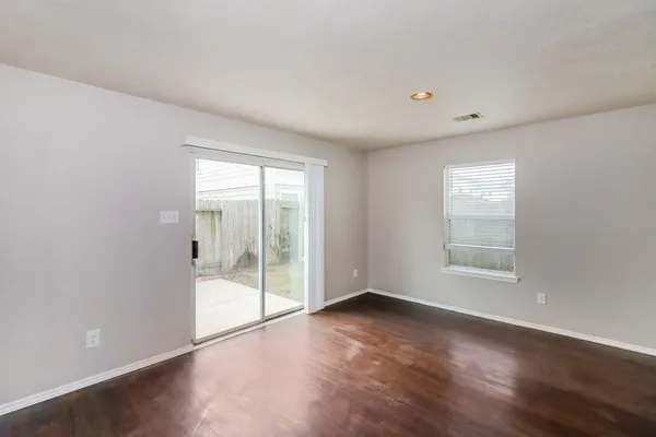 $2,065 | 2730 Skyview Grove Court, Houston, TX 77047