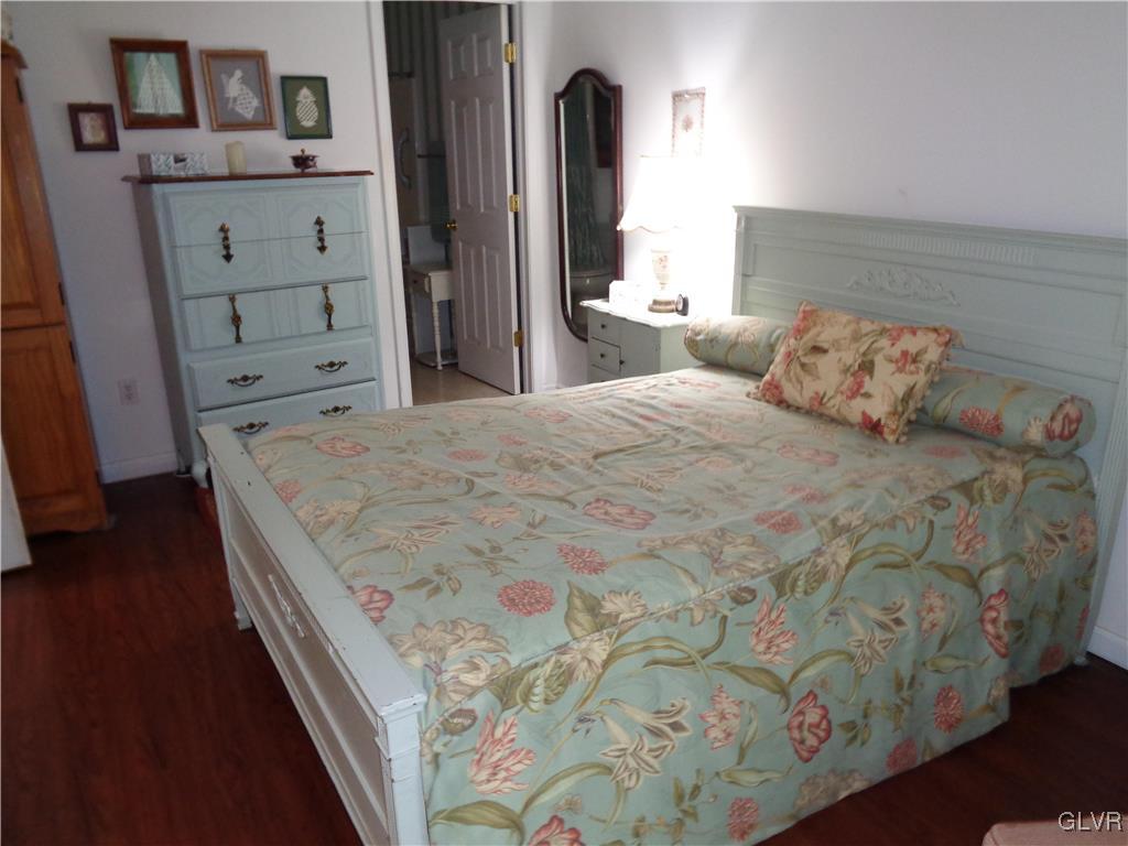 4849 Yorkshire Road Walnutport, PA 18088 - Photo 21 of 27 Gallery Image 21
