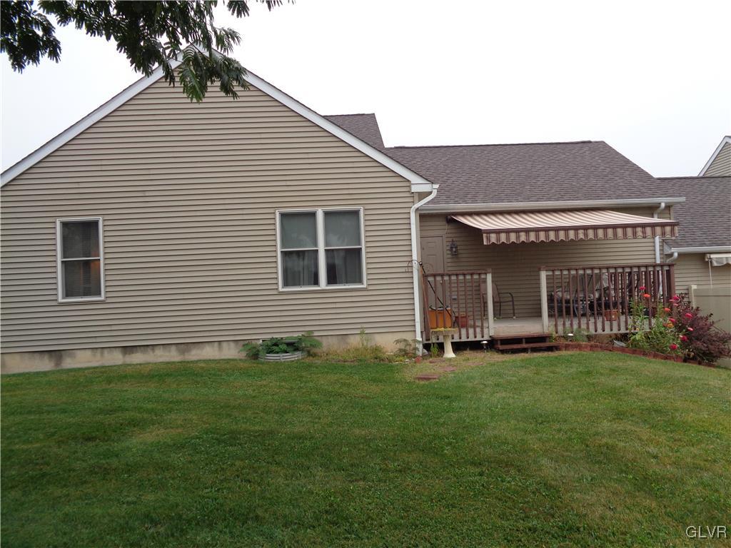 4849 Yorkshire Road Walnutport, PA 18088 - Photo 6 of 27 Gallery Image 6