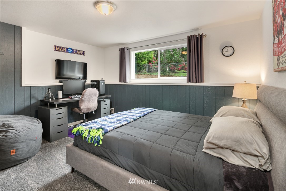 22622 3rd Avenue Southeast Bothell, WA 98021 - Photo 18 of 25