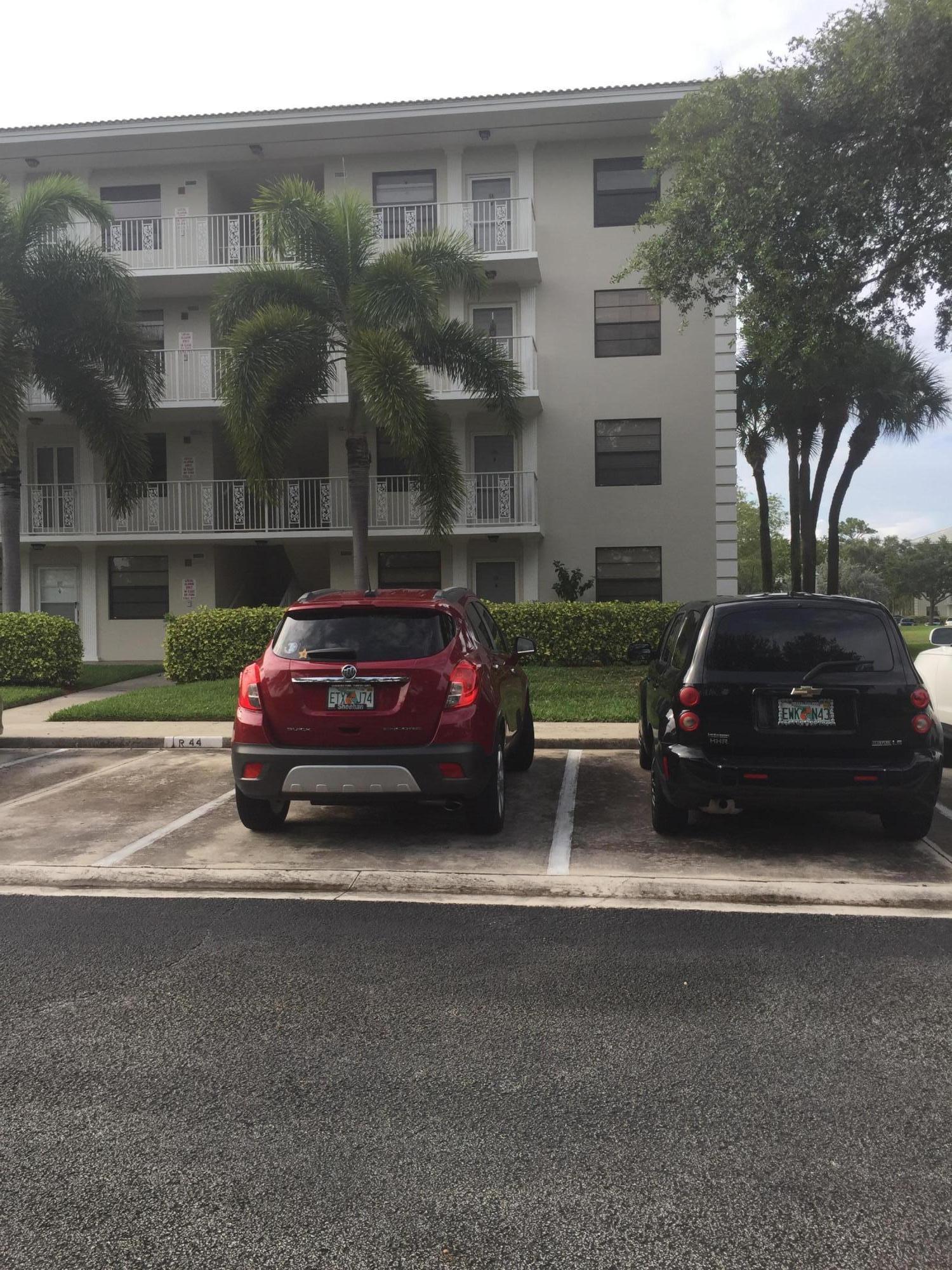 6037 Balboa Circle, Unit 306 Boca Raton, FL 33433 - Photo 3 of 16 Front View
