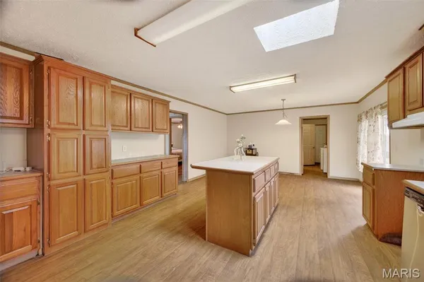 $279,900 | 31338 Highway 32, Lebanon, MO 65536