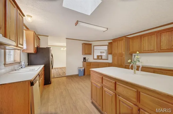 $279,900 | 31338 Highway 32, Lebanon, MO 65536