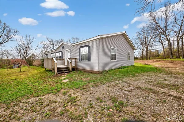 $279,900 | 31338 Highway 32, Lebanon, MO 65536