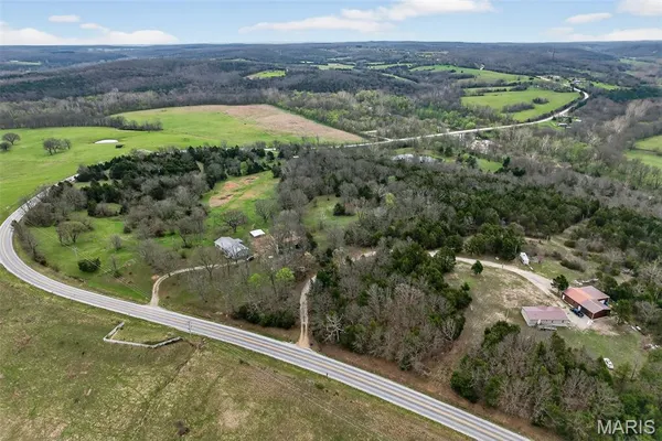 $279,900 | 31338 Highway 32, Lebanon, MO 65536