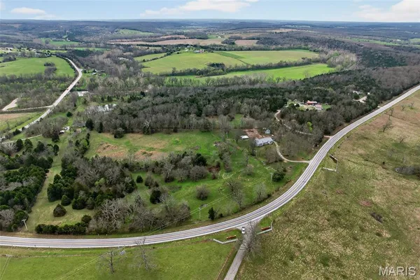 $279,900 | 31338 Highway 32, Lebanon, MO 65536