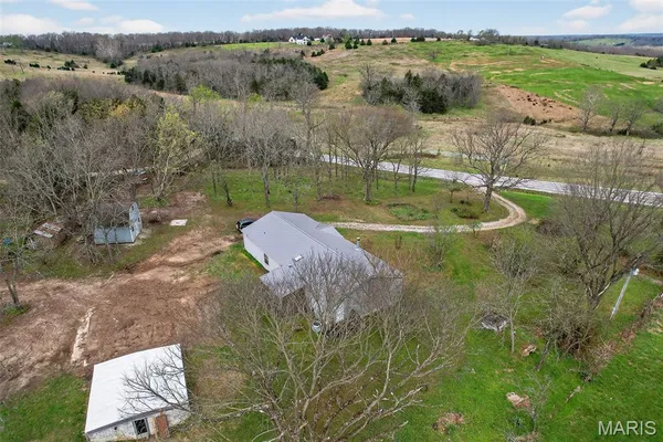 $279,900 | 31338 Highway 32, Lebanon, MO 65536