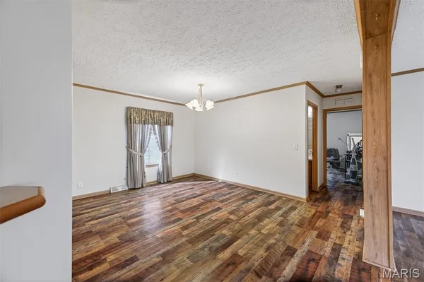 $279,900 | 31338 Highway 32, Lebanon, MO 65536