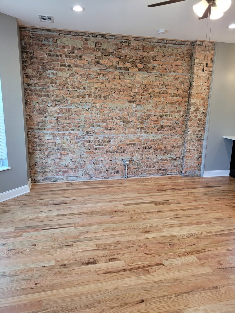 523 West 65th Place Chicago, IL 60621 - Photo 3 of 19 a view of ocean view