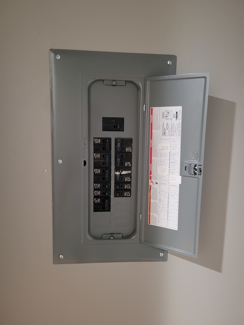 523 West 65th Place Chicago, IL 60621 - Photo 8 of 19