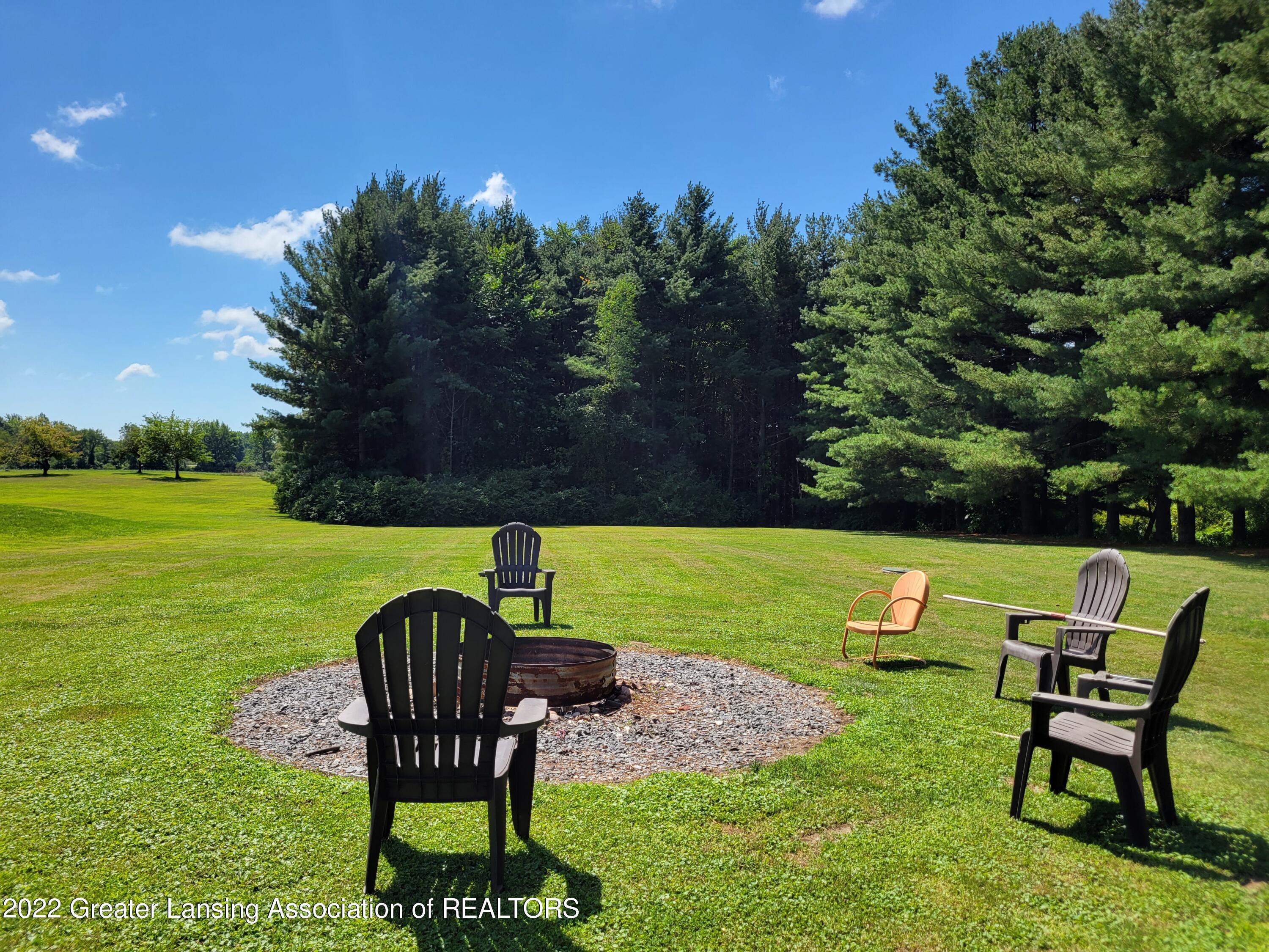 1670 East Alward Road Dewitt, MI 48820 - Photo 17 of 18 20220816_123249_661