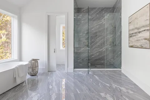 $6,995,000 | 2069 Deerfield Road, Sag Harbor, NY 11963